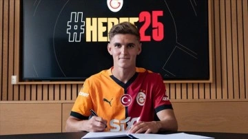 Galatasaray, Elias Jelert ile 5 yıllık sözleşme imzaladı