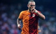 Galatasaray&#039;ın yıldızı Wesley Sneijder&#039;den Fenerbahçe&#039;ye videolu Kupa mesajı!