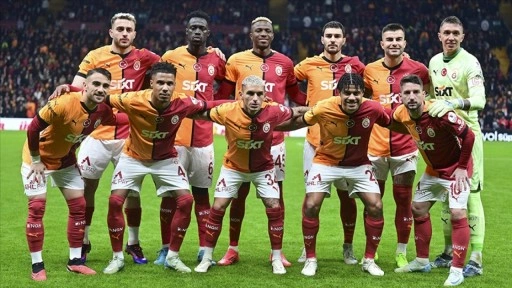 Galatasaray, ligde takipçisi 5 takıma karşı başarılı bir performans sergiledi