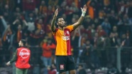 Galatasaray, Ryan Donk&#039;un sözleşmesini uzattı