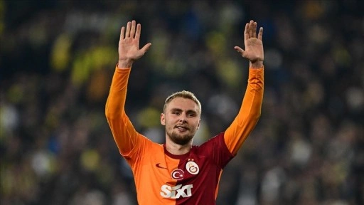 Galatasaray, savunma oyuncusu Victor Nelsson'u Roma'ya kiraladı