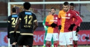 Galatasaray zirveden koptu