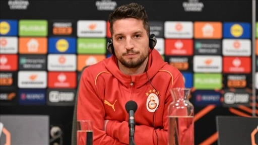 Galatasaraylı futbolcu Mertens'ten Türkiye'ye övgü