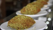 Gastronomi şehrinin yeni lezzeti 'fıstıklı çiğ köfte dolması'