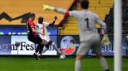 Gaziantep Göztepe'yi ikinci yarıda bulduğu gollerle yendi