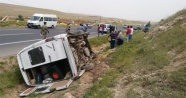 Gaziantep'te yolcu minibüsü devrildi: 2'si ağır 7 yaralı