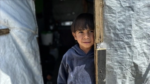 Gazze’de yetim kalan çocuklar, İsrail saldırılarında kaybettikleri babalarını özlüyor