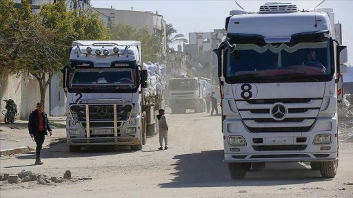 Gazze'deki hükümet, İsrail'in yardım girişini engellemesinin sonuçları konusunda uyardı