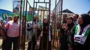 Gazzeli çiftten açlık grevindeki Filistinlilere 'sembolik' destek