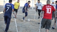Gazzeli engellilerden İsrail sınırında futbol maçı