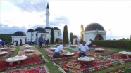 Geleneksel Bosna iftarı çiçekleri andırdı