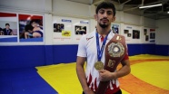 Genç dünya şampiyonunun idolü Hamza Yerlikaya
