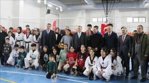 Gençlik ve Spor Bakanı Bak, Malatya'da gençlerle buluştu