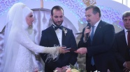 Gençlik ve Spor Bakanı Bak nikah şahidi oldu