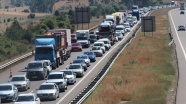 Gerede-Karadeniz Bağlantı Yolu&#039;nda uzun araç kuyruğu oluştu