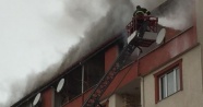 Giresun’da apartmanın çatı katında çıkan yangın korkuttu