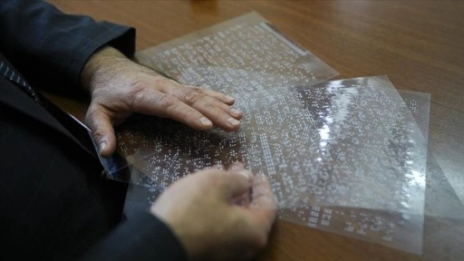 Görme engelliler 'Braille alfabesi'nin hayatın her alanında yaygınlaştırılmasını istiyor