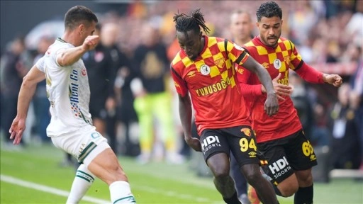 Göztepe, uzatma bölümünde bulduğu gollerle TÜMOSAN Konyaspor'u mağlup etti