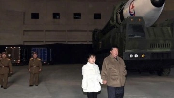 Güney Kore: Kim Jong-un'un kızının "Kuzey'in halefi" olma ihtimali göz ardı edil