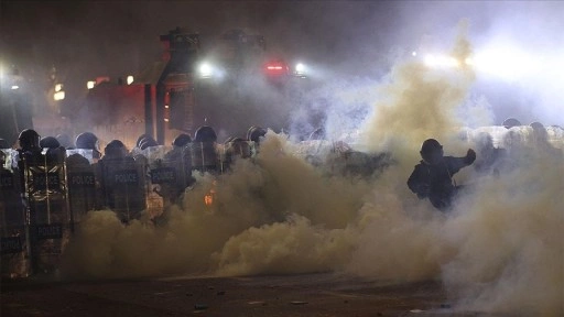 Gürcistan'daki gösterilerde 298 kişi gözaltına alındı, 143 polis yaralandı