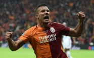 Hamzaoğlu'nun derbi kozu Podolski