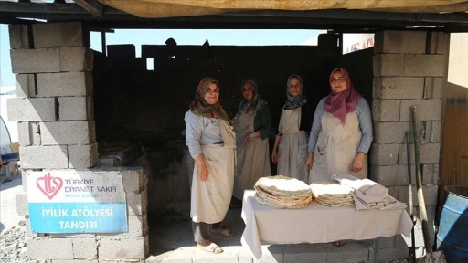 Hatay'da "İyilik Tandırı" depremzede kadınlara gelir kapısı oluyor