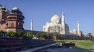 Hindistan'da Tac Mahal, altı ay aradan sonra ziyarete açıldı