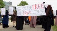 Hollanda&#039;da burka yasağı protestosu