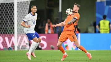 Hollanda ile Fransa karşılaşmasında gol sesi çıkmadı