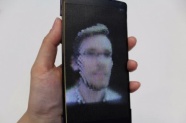 Holografik ekranlı HoloFlex akıllı telefonlar geliyor