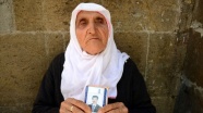 Hurinaz nine PKK&#039;nın kaçırdığı oğlunun dönmesini bekliyor