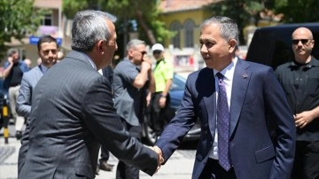 İçişleri Bakanı Yerlikaya Edirne Valiliğini ziyaret etti