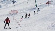 Ilgaz Dağı Kayak Merkezi&#039;nde hafta sonu yoğunluğu