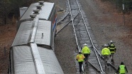 İspanya'da tren raydan çıktı