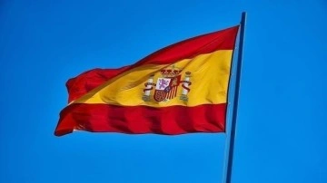 İspanya'da katiplerin grevi nedeniyle 134 binden fazla dava ertelendi