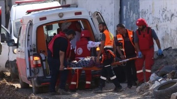 İsrail Batı Şeria'nın kuzeyine düzenlediği bombalı saldırıda 5 Filistinliyi öldürdü