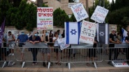 İsrail'de Netanyahu-Gantz koalisyonu karşıtı protesto