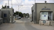 İsrail Gazze&#039;ye açılan sınır kapılarını kapattı