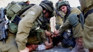 İsrail güçleri Batı Şeria'da 21 Filistinliyi gözaltına aldı