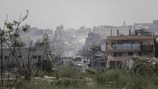 İsrail ordusu Batı Şeria'daki baskınlarında 2 Filistinliyi yaraladı ve bazı evleri ateşe verdi