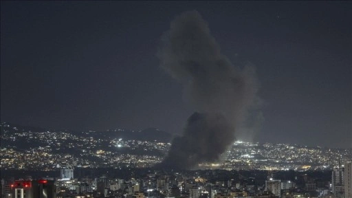 İsrail ordusu, Beyrut'un güneyindeki Dahiye'nin mahallelerine hava saldırısı düzenledi