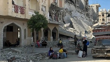 İsrail ordusu, savaşın 310. gününde Gazze Şeridi'ne kara, hava ve denizden saldırılarını sürdür