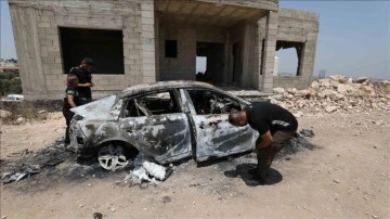 İsrail ordusunun Cenin'de iki aracı bombalaması sonucu 4 Filistinli öldü