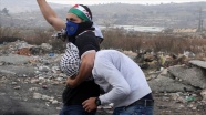 İsrail özel güçleri Batı Şeria’da Filistinli bir genci kaçırdı