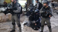 İsrail polisi, Kudüs&#039;te Şeyh Cerrah Mahallesi&#039;ndeki Filistinlilere yine saldırdı
