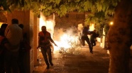 İsrail polisinden Mescid-i Aksa&#039;da cemaate saldırı