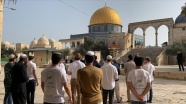 İsrail polisinin eşlik ettiği yaklaşık 200 fanatik Yahudi Mescid-i Aksa&#039;ya baskın düzenledi