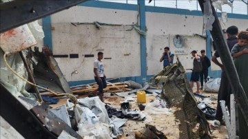 İsrail, Refah'ta Filistinlilerin çadırlarının olduğu bölgeyi bombaladı: 25 kişi öldü