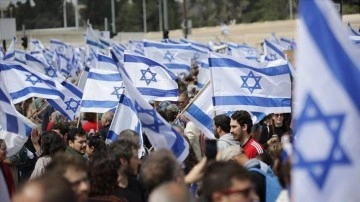 İsrail'deki hükümet karşıtı protestolar, Gazze saldırısı nedeniyle bu hafta yapılmayacak