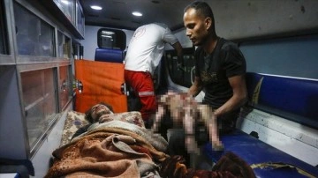İsrail'in Gazze'ye saldırılarında çoğu çocuk en az 12 Filistinli hayatını kaybetti